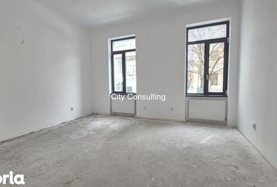 Casă cu Teren 473 Mp în Victoriei - 7