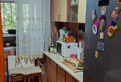 Apartament cu 4 camere decomandat în Titan - 3