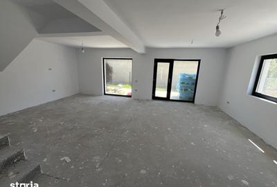 Casă cu 4 camere cu Teren 375 Mp în Ștefănești - 7