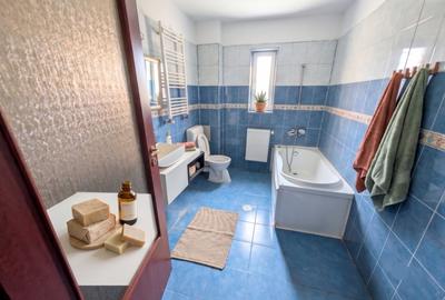 Casă individuală cu 7 camere cu Teren 500 Mp în Balotești - 4