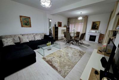 Casă cu 4 camere în Central - 2