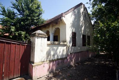 Casă individuală cu 4 camere cu Teren 2471 Mp în Hitiaș - 1