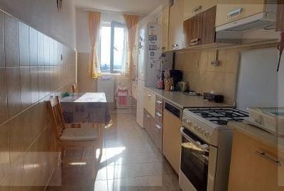 Apartament cu 3 camere decomandat în Gării - 2