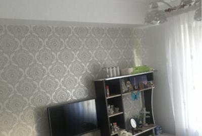Garsoniera ,Camera , Putnei, Sarari - 6