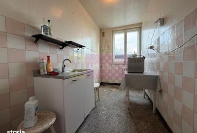 Apartament cu 3 camere decomandat în Berceni - 3