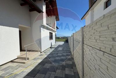 Duplex cu 5 camere - 2
