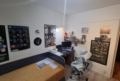 Apartament cu 4 camere decomandat în Titan - 20