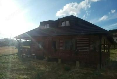 Vand casa in stil batranesc cu cerdac.. - 3