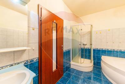 Apartament cu 3 camere de inchiriat - Zona Intim - 11
