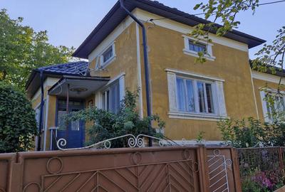 Casă cu 4 camere în Petru Rareș - 8