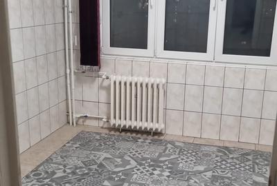 Apartament cu 3 camere decomandat, mobilat în Pantelimon