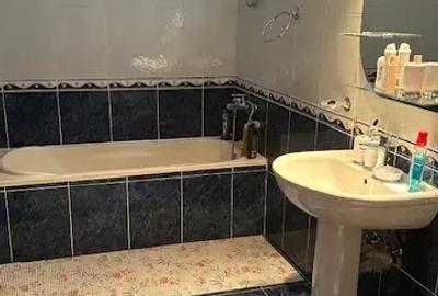 Casă individuală cu 7 camere cu Canalizare în Voluntari - 8