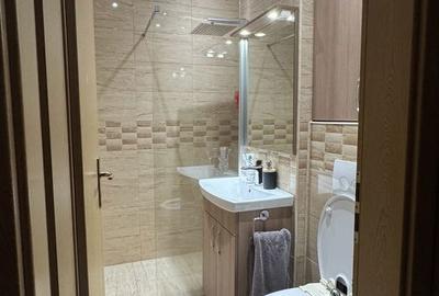 Apartament cu 3 camere semidecomandat în Central - 7