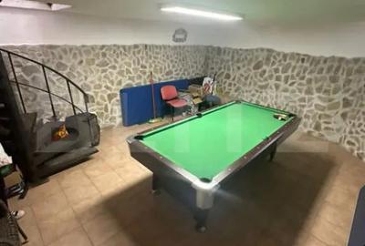 Casă cu 5 camere cu Teren 4200 Mp în Central - 14