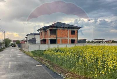 Casa / Vila individuala de vanzare | La rosu | Dragomir... - 11