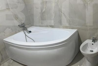 Casă cu 4 camere cu Teren 250 Mp în Central - 2