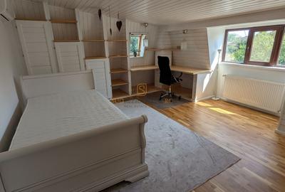 Casă individuală cu 5 camere cu Canalizare în Central - 9