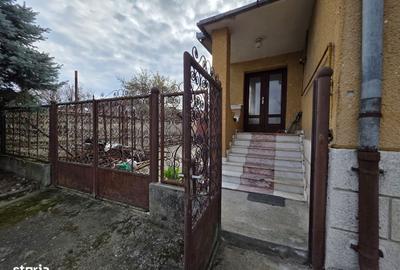 Casă cu 4 camere în Central - 12