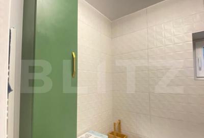 Apartament cu 4 camere, decomandat, pe Calea Bucure?ti - 12