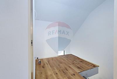 Casă cu 4 camere cu Canalizare în Apărătorii Patriei - 17