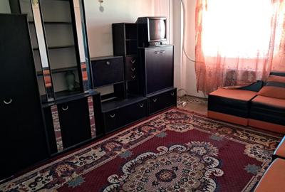 Apartament 2 camere - Casa de Cultura - 370 euro/luna (cod E2) - 2