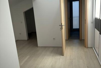 Casă cu 5 camere cu Teren 100 Mp în Chiajna - 1