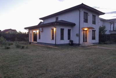 Casă cu 4 camere în Central - 7