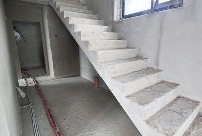 Case noi, cuplate, P+E, 130 mp utili/casa mp , curte, gradina, Europa - 8