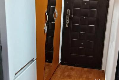 Garsonieră decomandată în Central - 2