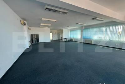 Spațiu comercial, de 140 mp, în Central