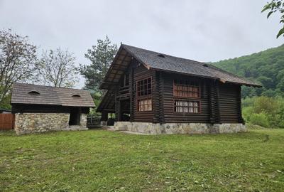Casă cu 3 camere în Onești - 4
