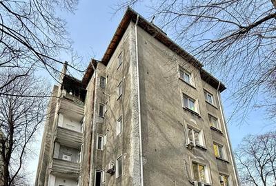 Apartament cu 3 camere semidecomandat în Unirii - 1