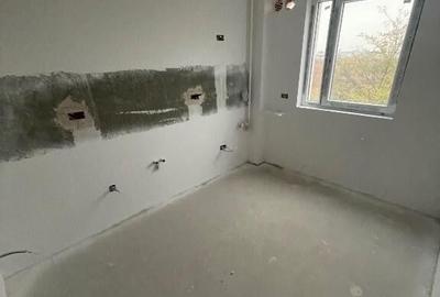 Apartament decomandat, balcon, toate utilita?ile, Sos Alexandriei - 7