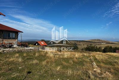 Teren de 1500 mp, în Central - 4