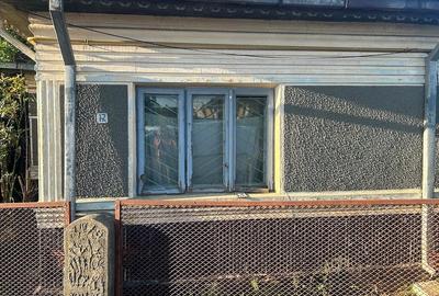 Casă cu 7 camere cu Teren 1304 Mp în Central - 4