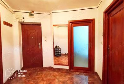 Apartament spatios cu 2 balcoane, centrala proprie, zona Micalaca - 4