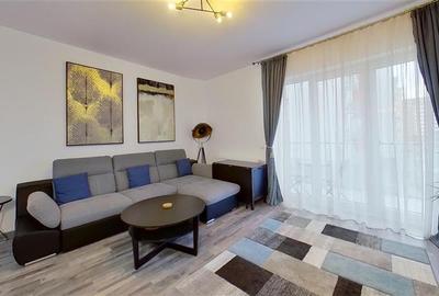 Apartament cu 3 camere decomandat în Tractorul