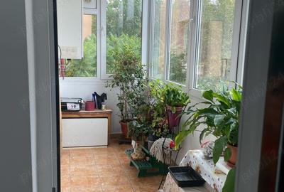 Bogdan Voda,3 camere decomandate, etaj 1, 2 bai, balcon inchis, mobilat si utilat,95000 euro - 8