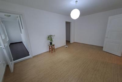 Obor,Mihai Bravu langa Primaria Sectorului 2 - 7