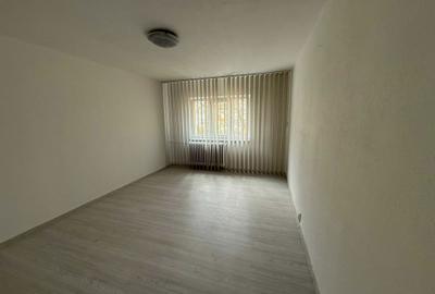 Apartament cu 2 camere decomandat în Sărari - 7