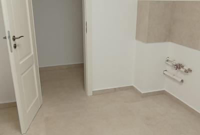 Birou 4 camere decomandate etaj 2 cladire dupa cutremur Universitate metrou - 5