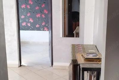 Inchiriez apartament 2 camere - 2