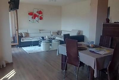 Apartament cu 2 camere decomandat în Reghin - 2