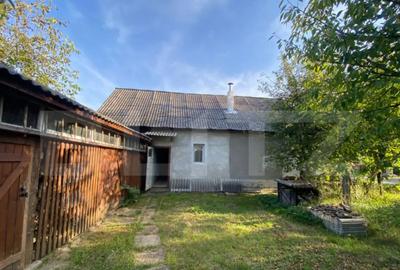 Casă cu 2 camere cu Teren 962 Mp în Central - 1