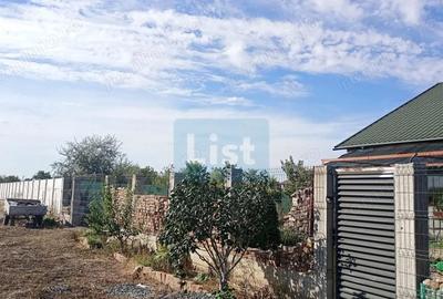 Teren de 1000 mp, în Costi