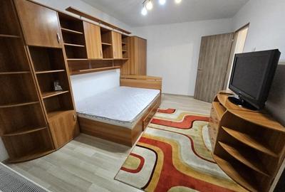 Garsonieră semidecomandată în Girocului - 3