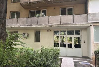 Apartament cu 2 camere semidecomandat în Berceni - 4