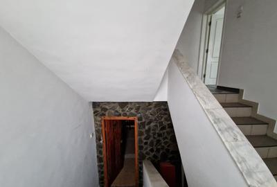 Casă individuală cu 5 camere cu Canalizare în Grivița - 10