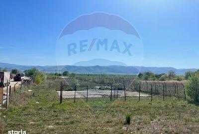 Spațiu comercial, în Cristian - 2