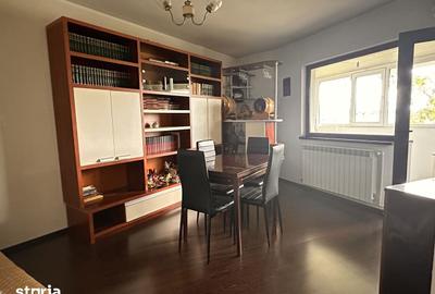 Apartament cu 4 camere decomandat în Central - 1